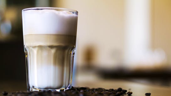 Latte Macchiato im Glas Latte Macchiato