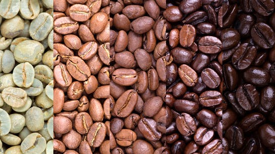 Aufguss Kaffee Kaffeezubereitung mit heißem Wasser