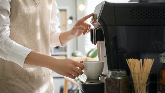 Kaffeemaschine mit Mahlwerk  Kaffeeautomat mit Mühle - im Shop