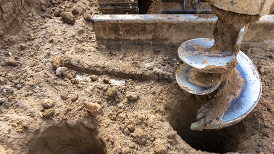 Bohrgerät auf Baustelle Bohrgerät auf Baustelle
