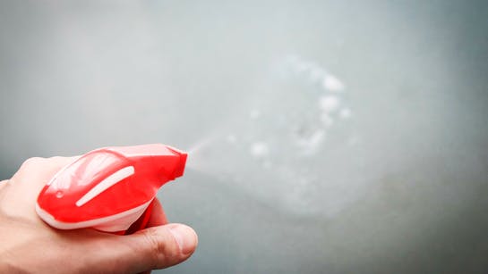 Hygiene Pflichtprogramm: Desinfizieren Hygiene Pflichtprogramm: Desinfizieren