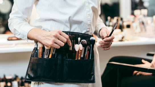 Kosmetik: Make-up Artist Kosmetik: Make-up Artist