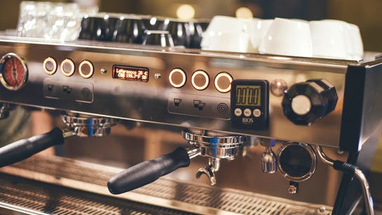Siebtraegermaschine in der Gastronomie Siebtraegermaschine in der Gastronomie