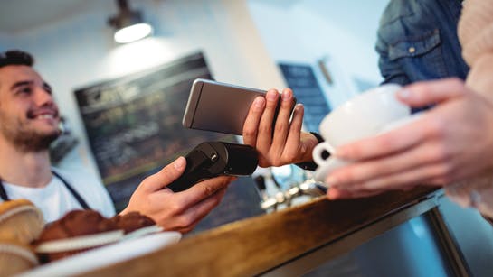 Mobiles Bezahlen mit Smartphone Mobiles Bezahlen mit Smartphone