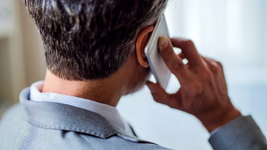 Mann mit Smartphone Mann mit Smartphone